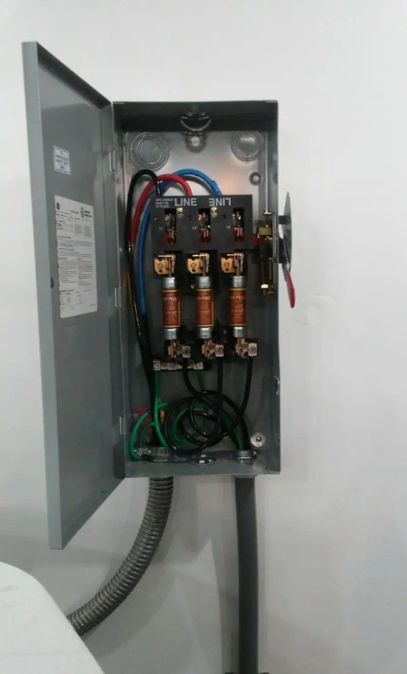 Three-phase disconnect switch installed for Electrical Wiring & Rewiring in San Juan Capistrano